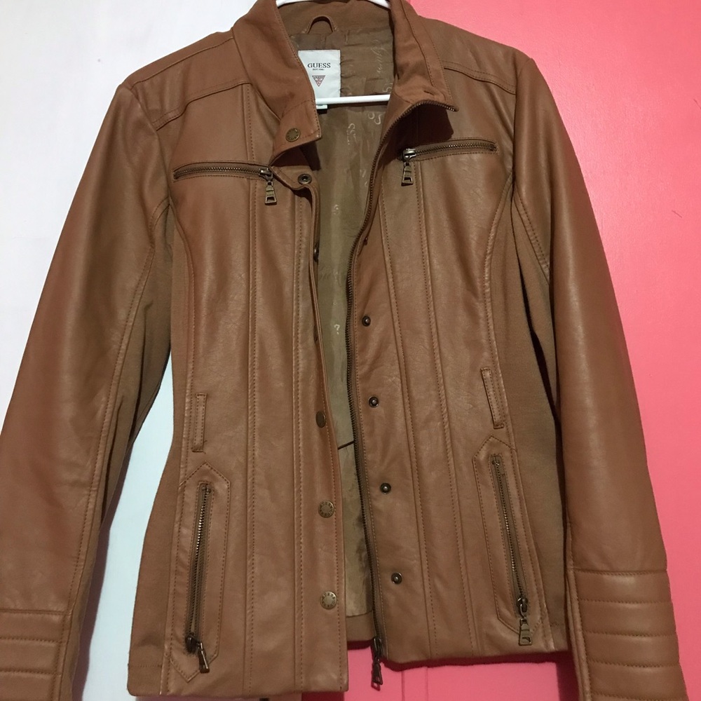 🎉FLASH SALE🎉 GUESS leather jacket